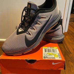 Grey and black Nike women’s sneakers, new size 12w